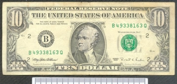 «Топорная подделка» или неудачная попытка получить из 1 доллара купюру в 10 долларов. Случай в Беларуси