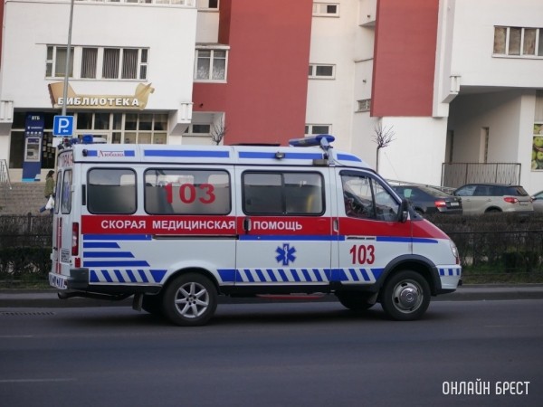 Микроавтобус сбил мужчину в Бресте