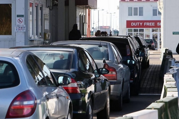 Беларусь вводит безвиз для поляков во всех пунктах пропуска