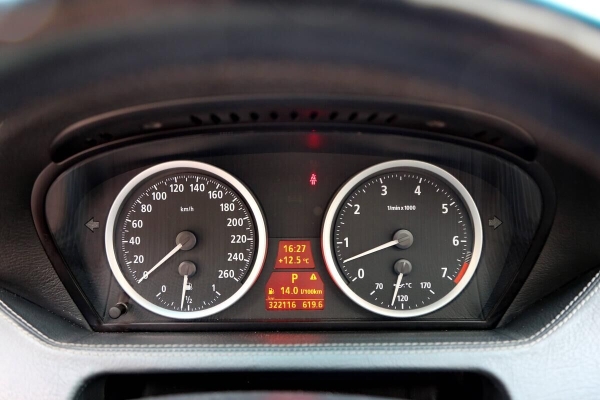 Минская «Барби» на розовом BMW 6-series: «Плёнка обошлась в $1 000, и я ждала её месяц» Минская «Барби» на розовом BMW 6-series: «Плёнка обошлась в $1 000, и я ждала её месяц»