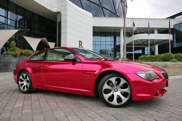 Минская «Барби» на розовом BMW 6-series: «Плёнка обошлась в $1 000, и я ждала её месяц» Минская «Барби» на розовом BMW 6-series: «Плёнка обошлась в $1 000, и я ждала её месяц»