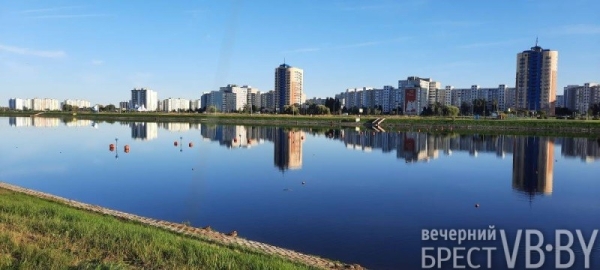 Рыбацкий вечер на Гребном канале в Бресте Рыбацкий вечер на Гребном канале в Бресте