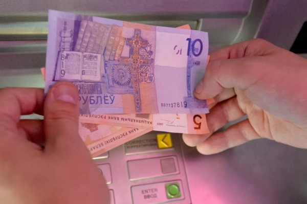 Кто в Беларуси получает самые большие зарплаты: смотрим на цифры Кто в Беларуси получает самые большие зарплаты: смотрим на цифры